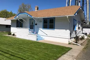303 SE 6th Street SW, College Place, WA 99324 - Photo 1