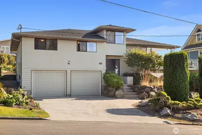 826 Maple Street, Edmonds, WA 98020 - Photo 1