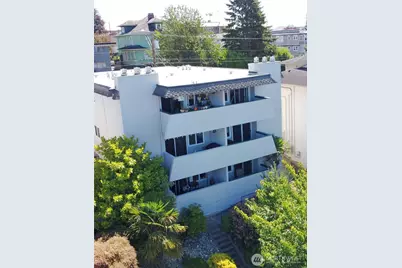 2423 Grand Avenue #1, Everett, WA 98201 - Photo 1