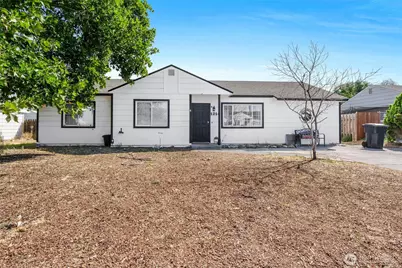 1214 Arnold Drive, Moses Lake, WA 98837 - Photo 1