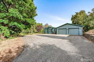 3530 Burchvale Rd, Wenatchee, WA 98801 - Photo 1