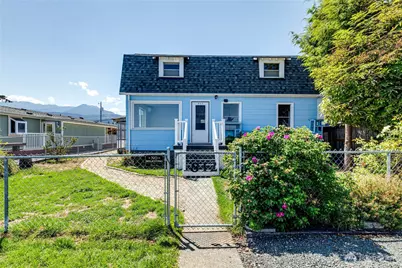 812 W 4th Street, Port Angeles, WA 98363 - Photo 1