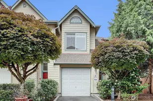 821 Sunset Blvd NE, Renton, WA 98056 - Photo 1