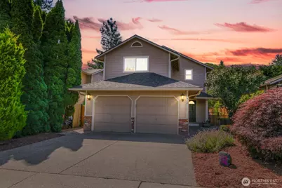 912 Harrison Avenue, Snohomish, WA 98290 - Photo 1