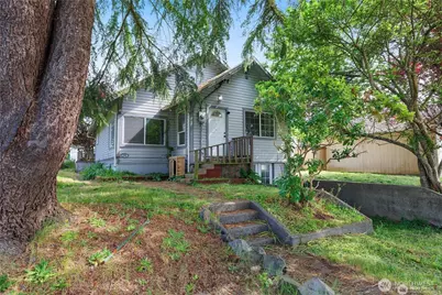 1921 Garfield Avenue, Raymond, WA 98577 - Photo 1