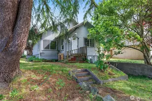 1921 Garfield Ave, Raymond, WA 98577 - Photo 1