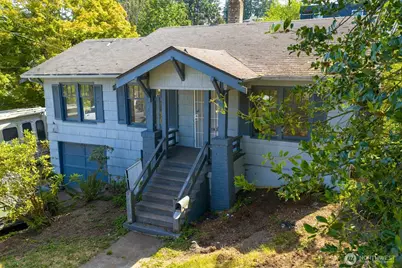 4922 50th Avenue S, Seattle, WA 98118 - Photo 1