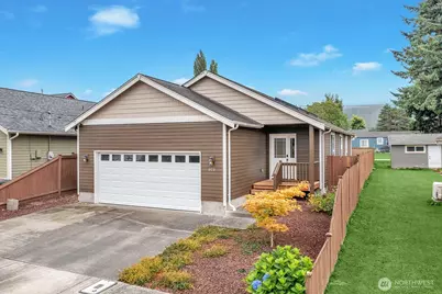 621 Alexander Street, Sedro Woolley, WA 98284 - Photo 1