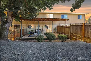 24802 145th Ln SE, Kent, WA 98042 - Photo 1