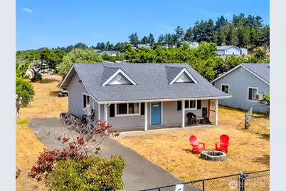 805 338th Place, Ocean Park, WA 98640 - Photo 1