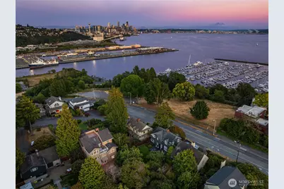 1511 Magnolia Way W, Seattle, WA 98199 - Photo 1