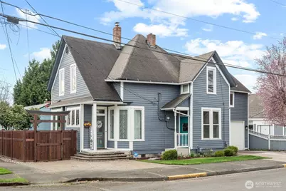 302 4th Avenue NW, Puyallup, WA 98371 - Photo 1