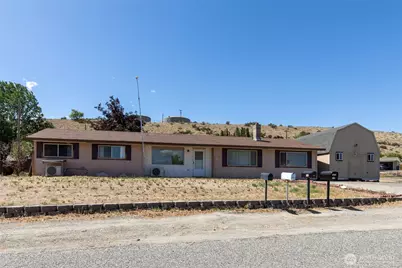 709 Sunrise Drive, Omak, WA 98841 - Photo 1