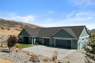 451 S Partridge Ln, East Wenatchee, WA 98802 - Photo 1