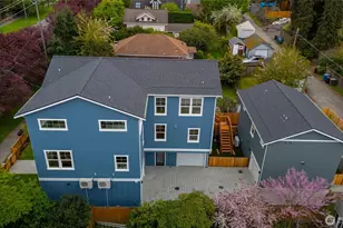 3637 34th Ave W, Seattle, WA 98199 - Photo 1