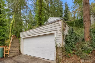 13909 4th Ave NE, Seattle, WA 98125 - Photo 1