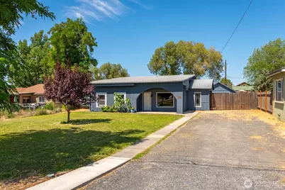 1036 W Luta Street, Moses Lake, WA 98837 - Photo 1
