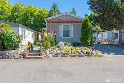 29401 Military Road S #37, Federal Way, WA 98003 - Photo 1