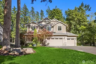 10674 N Madison Ave NE, Bainbridge Island, WA 98110 - Photo 1