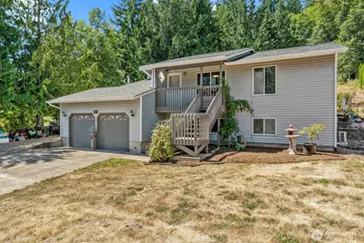 203 Home Town Drive, Kelso, WA 98626 - Photo 1