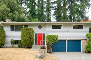 15934 Lake Hills Blvd, Bellevue, WA 98008 - Photo 1