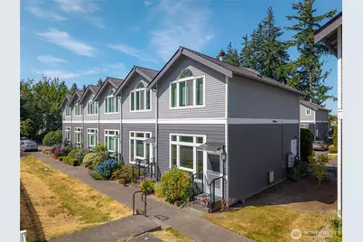 16424 Spruce Way #C6, Lynnwood, WA 98037 - Photo 1