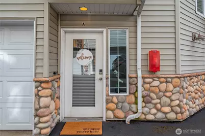 5731 186th Place SW #A, Lynnwood, WA 98037 - Photo 1