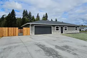 302 W Martin Pl, Elma, WA 98541 - Photo 1