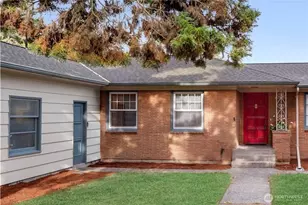 11026 Sand Point Way NE, Seattle, WA 98115 - Photo 1