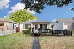 1310 8th Ave, Longview, WA 98632 - Photo 1