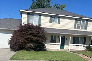 345 NE Sprucewood Pl, College Place, WA 99324 - Photo 1