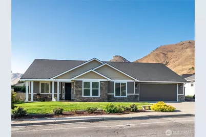 2115 5th Street, Wenatchee, WA 98801 - Photo 1