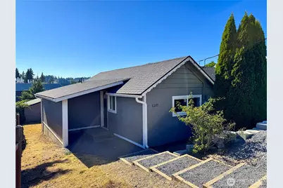 1207 N 13th Avenue, Kelso, WA 98626 - Photo 1