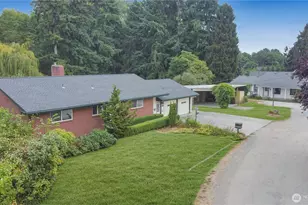 302 Ferry St, Burlington, WA 98233 - Photo 1