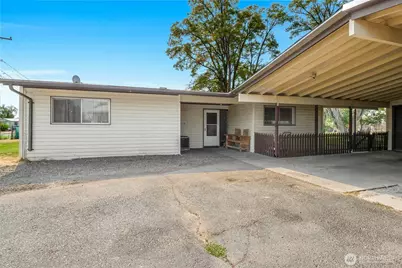 167 Carswell Drive, Moses Lake, WA 98837 - Photo 1