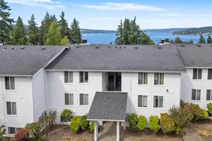 4183 W Lake Sammamish Pkwy SE, Bellevue, WA 98008 - Photo 1