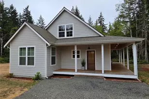 13987 Chinook Cir NW, Bremerton, WA 98312 - Photo 1