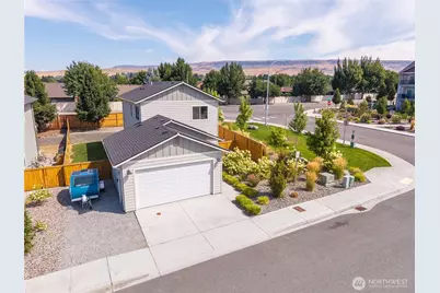 412 S Kansas Loop, East Wenatchee, WA 98802 - Photo 1