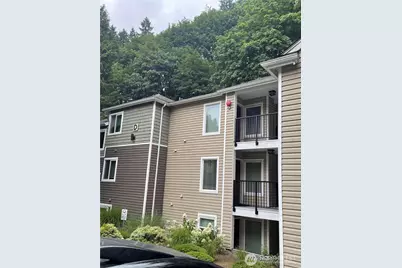 5000 NW Village Park Drive #D323, Issaquah, WA 98027 - Photo 1