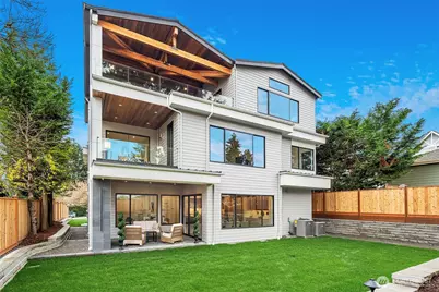 422 98th Avenue NE, Bellevue, WA 98004 - Photo 1