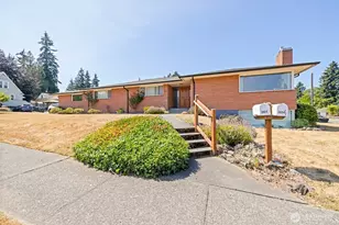1404 S Cherry St, Port Angeles, WA 98362 - Photo 1