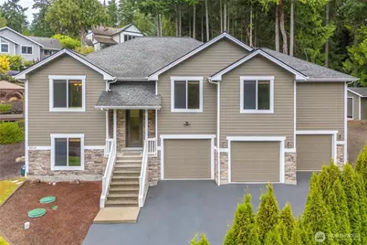 4028 NE Luxury Lane, Bremerton, WA 98311 - Photo 1