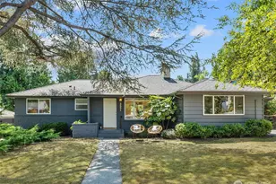 2531 NE 105th Pl, Seattle, WA 98125 - Photo 1