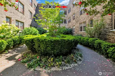 1605 E Olive Street #301, Seattle, WA 98122 - Photo 1