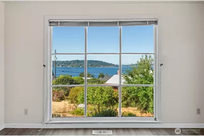 10658 Laurel Lane S, Seattle, WA 98178 - Photo 1