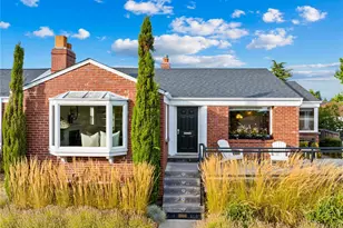 1946 Edgemont Pl W, Seattle, WA 98199 - Photo 1