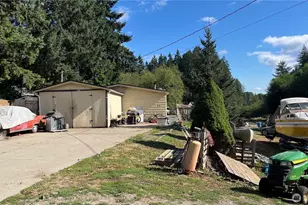 415 NW Equestrian Dr, Poulsbo, WA 98370 - Photo 1