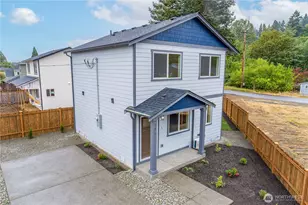 121 S 10th St, Shelton, WA 98584 - Photo 1