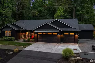 2215 W Beaver Lake Dr SE, Sammamish, WA 98075 - Photo 1