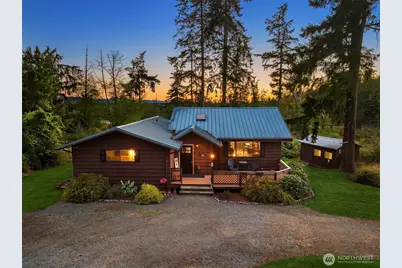 942 Lyndean Lane, Oak Harbor, WA 98277 - Photo 1